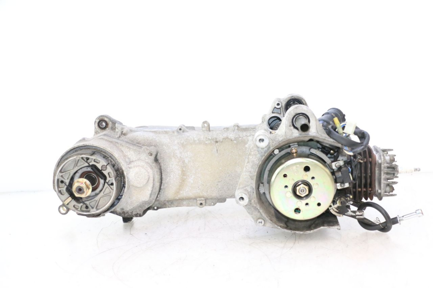 photo de MOTEUR KEEWAY F-ACT NAKED 50 (2009 - 2014) - Détails caractéristiques