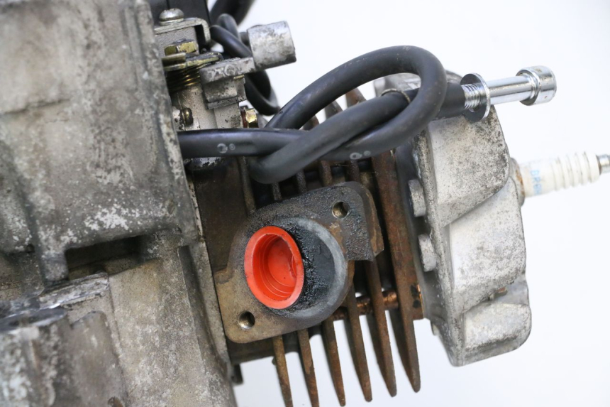 photo de MOTEUR KEEWAY F-ACT NAKED 50 (2009 - 2014) - Vue d’ensemble