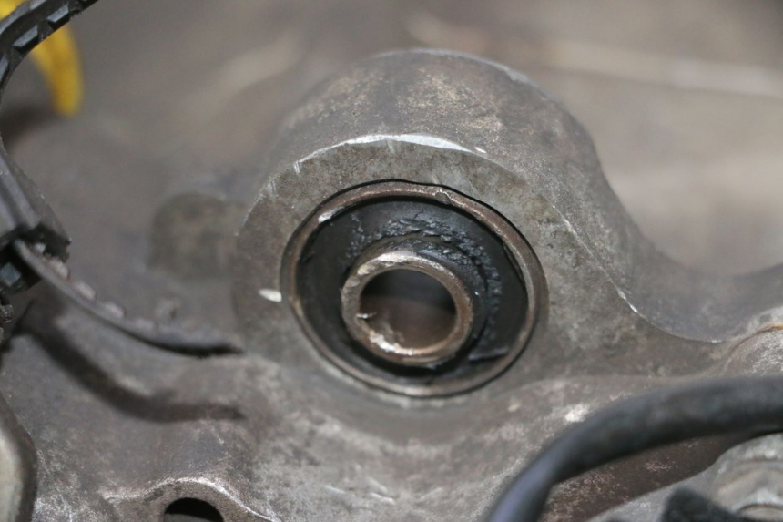 photo de MOTEUR HONDA FES PANTHEON 125 (2003 - 2007) - Points de fixation