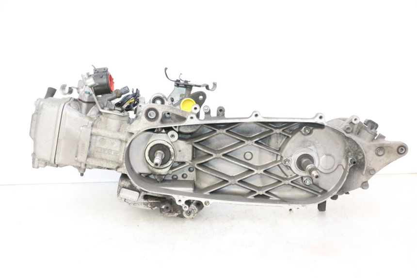 photo de MOTEUR HONDA FES S-WING SWING ABS 125 (2007 - 2015) - Vue principale