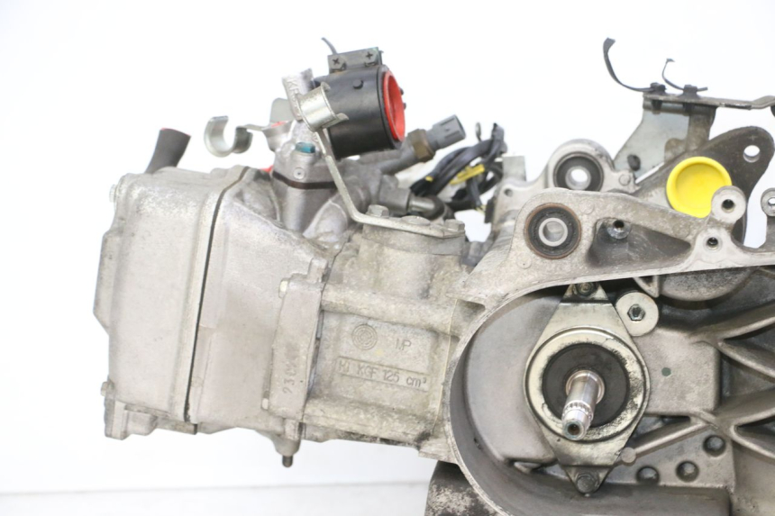 photo de MOTEUR HONDA FES S-WING SWING ABS 125 (2007 - 2015) - Autre angle de vue