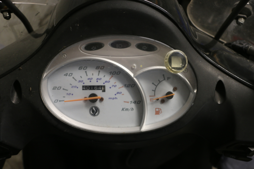 photo de MOTEUR SYM FIDDLE 2 S 125 (2012 - 2014) - Autre angle de vue