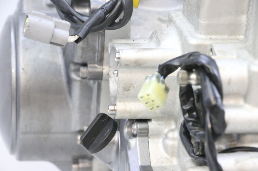 photo de MOTEUR YAMAHA FJR ABS 1300 (2006 - 2012) - Marquages et références