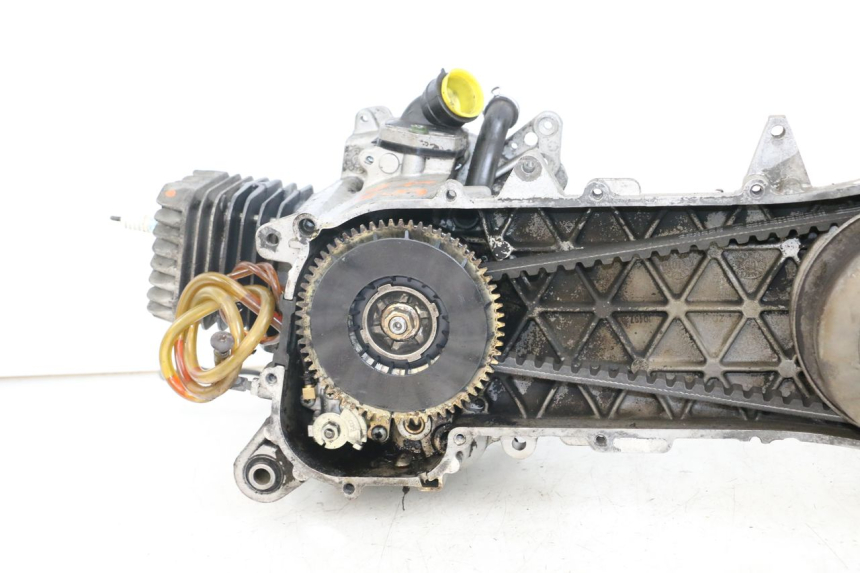 photo de MOTEUR PIAGGIO FLY 2T 50 (2004 - 2017) - Détails caractéristiques