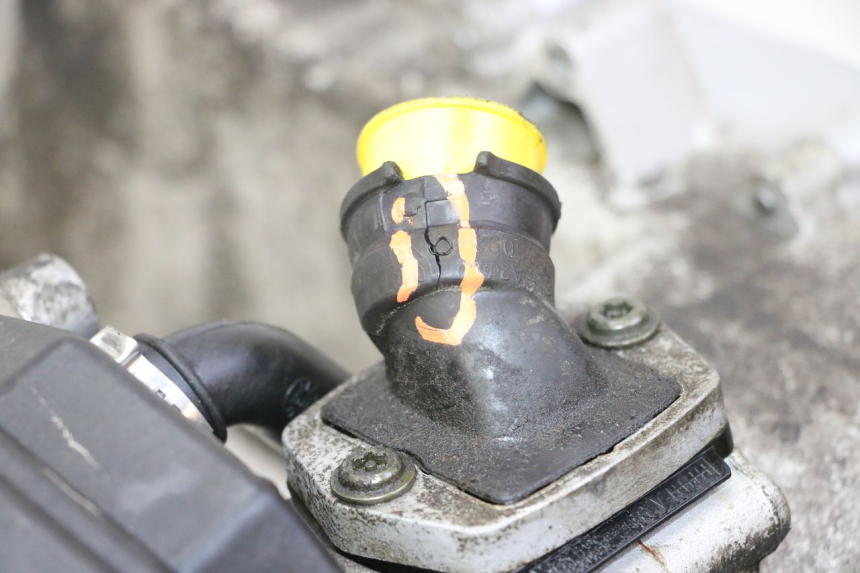 photo de MOTEUR PIAGGIO FLY 2T 50 (2004 - 2017) - Vue rapprochée