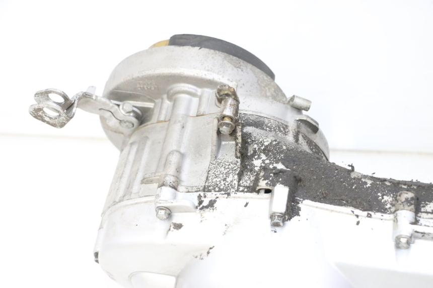 photo de MOTEUR PIAGGIO FLY 2T 50 (2004 - 2017) - Zoom état d’usage