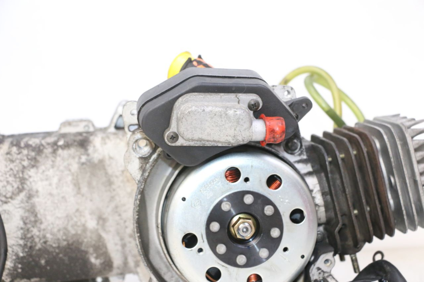 photo de MOTEUR PIAGGIO FLY 2T 50 (2004 - 2017) - Marquages et références
