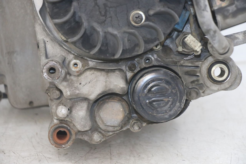 photo de MOTEUR PIAGGIO FLY 125 (2005 - 2012) - Vue d’ensemble