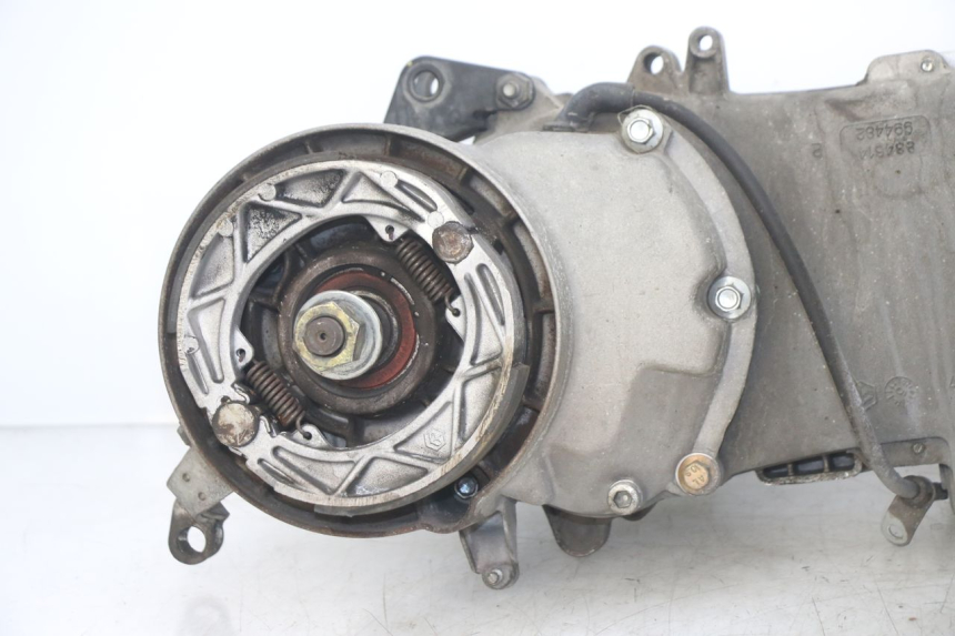 photo de MOTEUR PIAGGIO FLY 125 (2005 - 2012) - Points de fixation