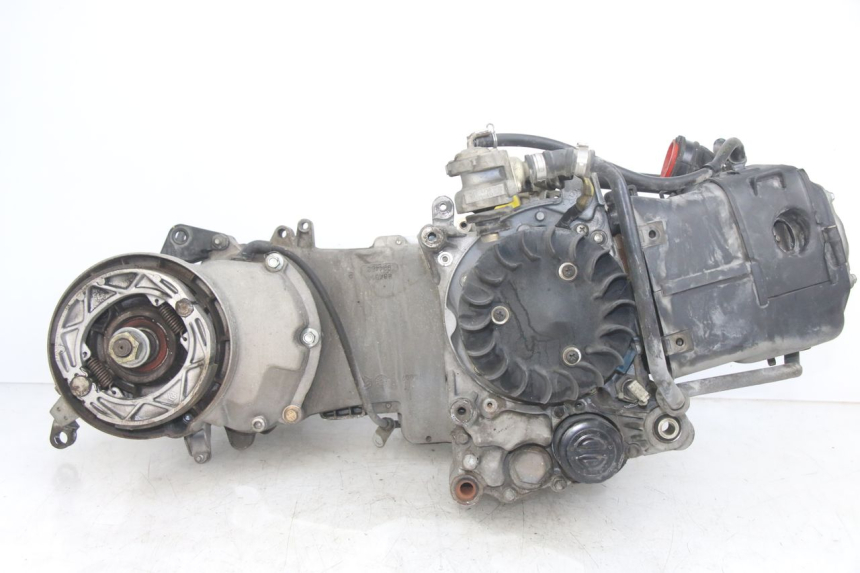 photo de MOTEUR PIAGGIO FLY 125 (2005 - 2012) - État de surface