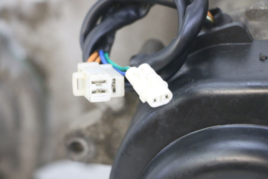 photo de MOTEUR VENESI FLY RETRO 4T 50 (2020 - 2025) - Détails caractéristiques