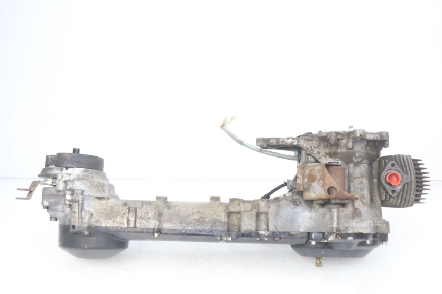 photo de MOTEUR PEUGEOT FOX 50 (1995 - 2003) - Autre angle de vue