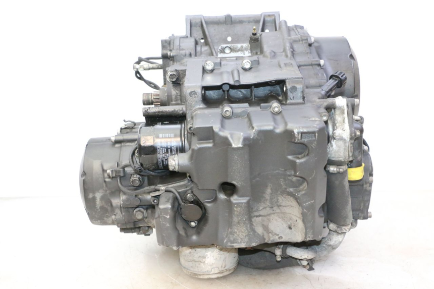 photo de MOTEUR YAMAHA FZ6 FAZER S2 600 (2007 - 2011) - État de surface