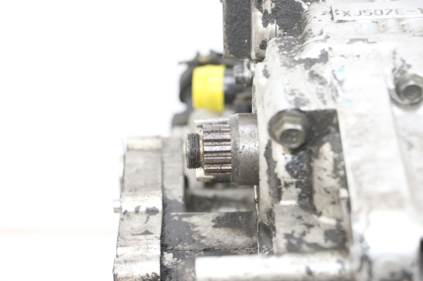 photo de MOTEUR YAMAHA FZ6 N FAZER 600 (2004 - 2006) - Vue d’ensemble