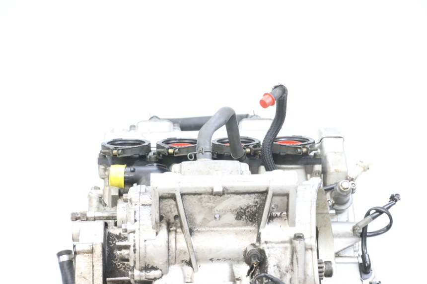 photo de MOTEUR YAMAHA FZ6 N FAZER 600 (2004 - 2006) - Gros plan technique