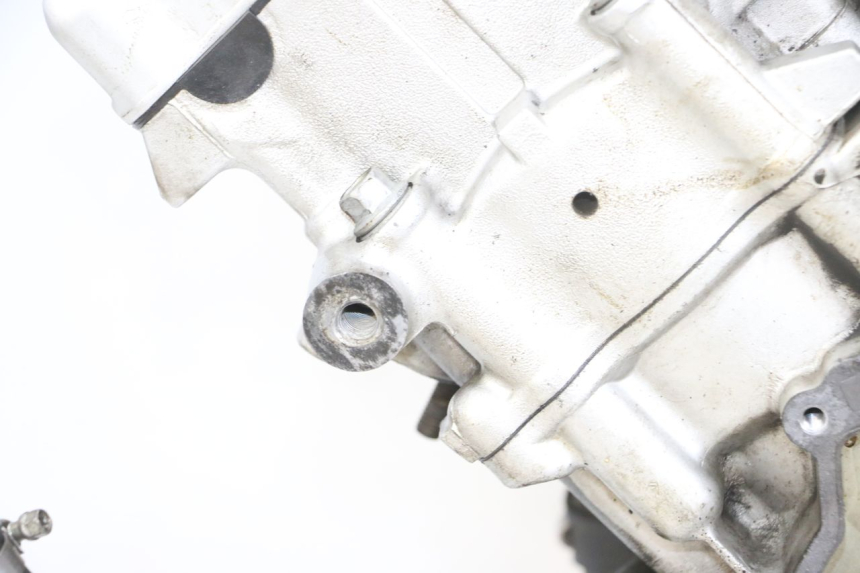 photo de MOTEUR YAMAHA FZ6 N FAZER 600 (2004 - 2006) - État de surface