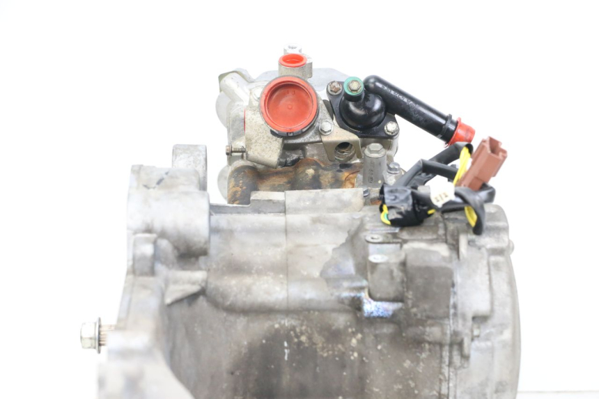 photo de MOTEUR PEUGEOT GEOPOLIS RS 125 (2007 - 2009) - État de surface