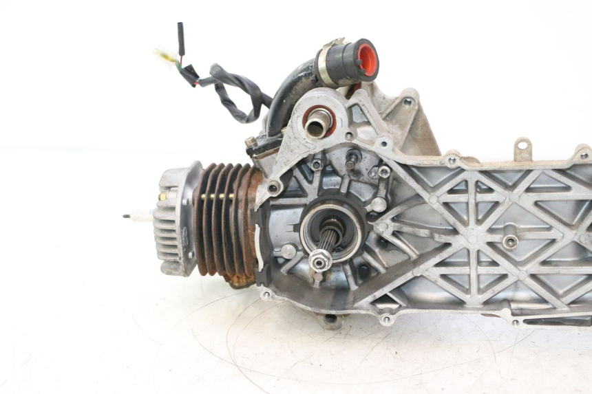 photo de MOTEUR VASTRO GP 2T 50 (2013 - 2017) - Zoom qualité