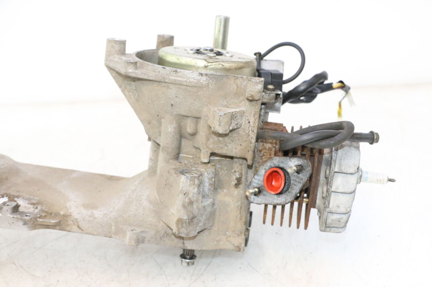 photo de MOTEUR VASTRO GP 2T 50 (2013 - 2017) - État de surface