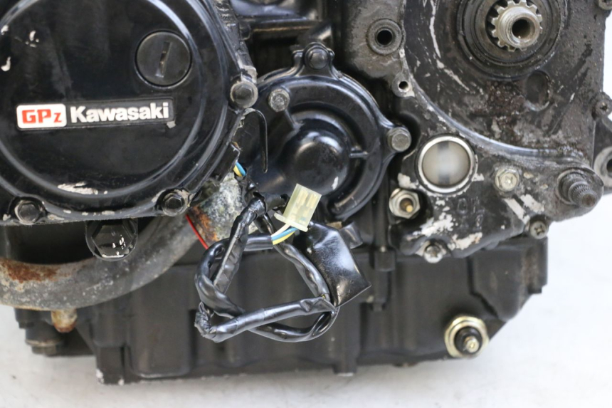 photo de MOTEUR KAWASAKI GPZ RX 1000 (1986 - 1988) - Autre angle de vue