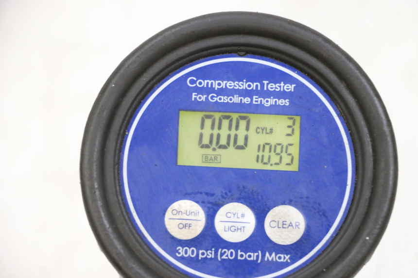 photo de MOTEUR KAWASAKI GPZ RX 1000 (1986 - 1988) - Marquages et références