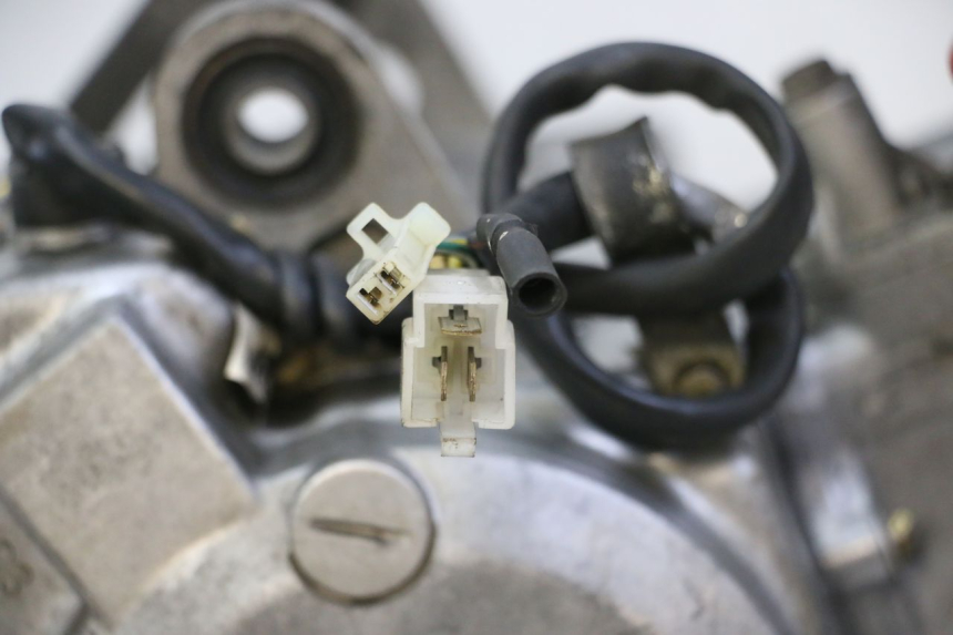 photo de MOTEUR KYMCO GRAND DINK 125 (2002 - 2007) - Marquages et références