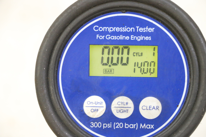 photo de MOTEUR SUZUKI GSR 750 (2011 - 2017) - Vue d’ensemble