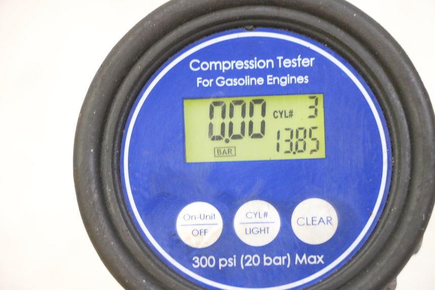 photo de MOTEUR SUZUKI GSR 750 (2011 - 2017) - État de surface