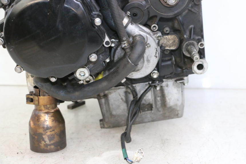 photo de MOTEUR SUZUKI GSR 750 (2011 - 2017) - Gros plan technique