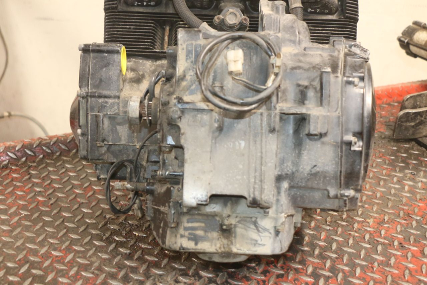 photo de MOTEUR SUZUKI GSX-F GSX  F 1100 (1988 - 1994) - Autre angle de vue