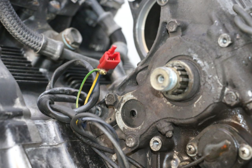 photo de MOTEUR SUZUKI GSX F GSXF 750 (1988 - 1998) - Détails caractéristiques