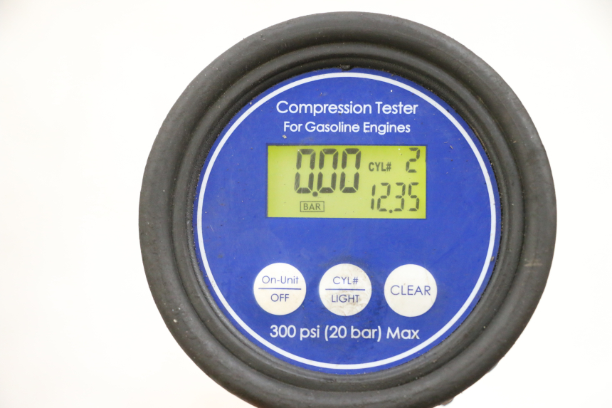 photo de MOTEUR SUZUKI GSXR GSX-R 1000 (2003 - 2004) - Points de fixation