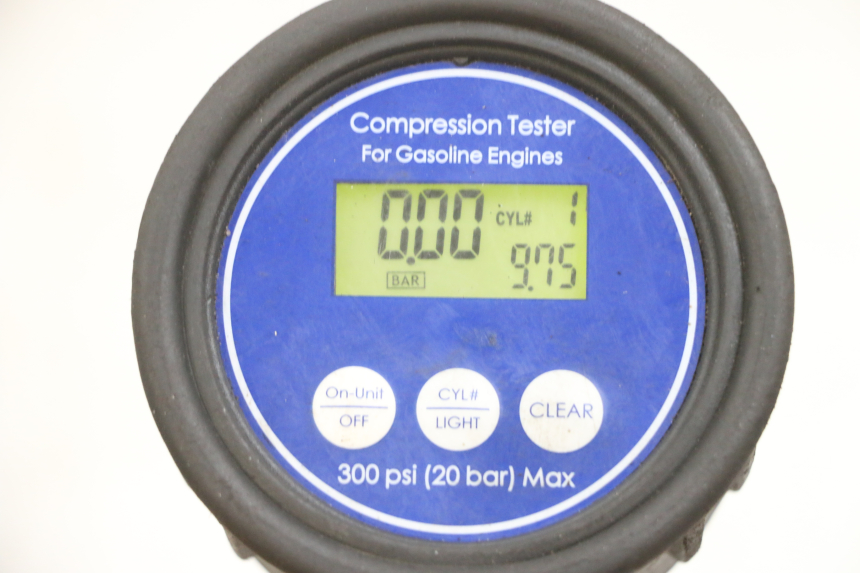 photo de MOTEUR SYM GTS EVO 125 (2009 - 2013) - Angle alternatif