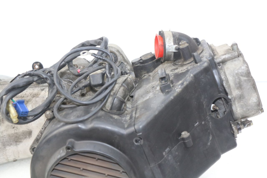 photo de MOTEUR HAOTIAN HT125T-2 125 - État de surface