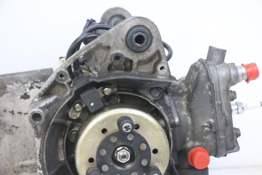 photo de MOTEUR PEUGEOT JET FORCE CARBU 50 (2003 - 2016) - Inspection visuelle