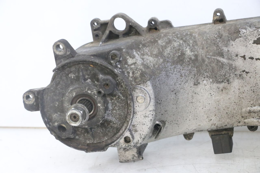 photo de MOTEUR PEUGEOT JET FORCE CARBU 50 (2003 - 2016) - Angle alternatif