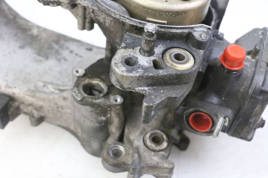 photo de MOTEUR PEUGEOT JET FORCE CARBU 50 (2003 - 2016) - Autre angle de vue