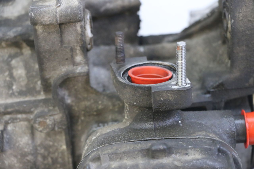 photo de MOTEUR PEUGEOT JET FORCE CARBU 50 (2003 - 2016) - Points de fixation