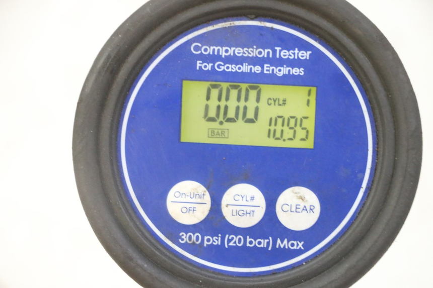 photo de MOTEUR YAMAHA JOG R 50 (2004 - 2014) - Angle alternatif