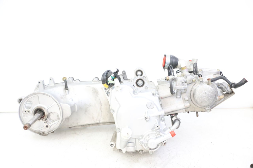 photo de MOTEUR SYM JOYMAX 125 (2010 - 2017) - Vue rapprochée