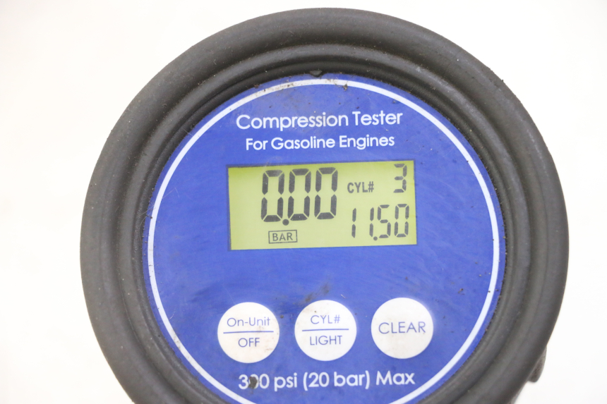 photo de MOTEUR BMW K 75 RT 750 (1989 - 1997) - Gros plan technique