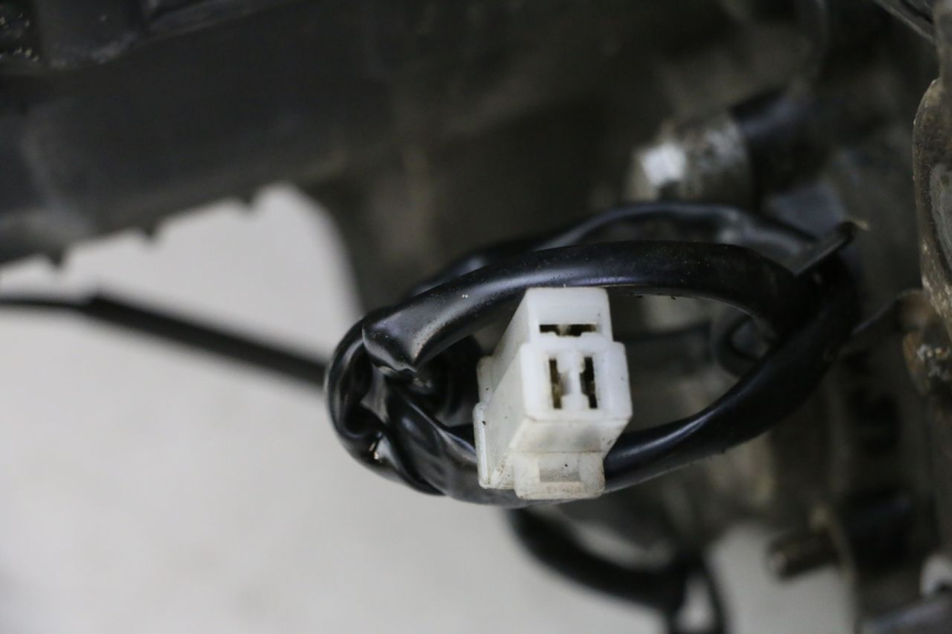 photo de MOTEUR KAWASAKI ZR7 ZR-7 S 750 (1999 - 2004) - État de surface