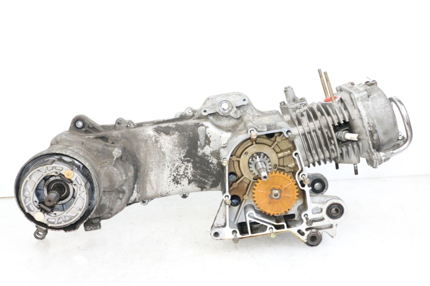 photo de MOTEUR PEUGEOT KISBEE 4T 50 (2010 - 2017) - Marquages et références