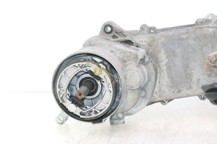 photo de MOTEUR PEUGEOT KISBEE 4T 50 (2018 - 2022) - Zoom état d’usage
