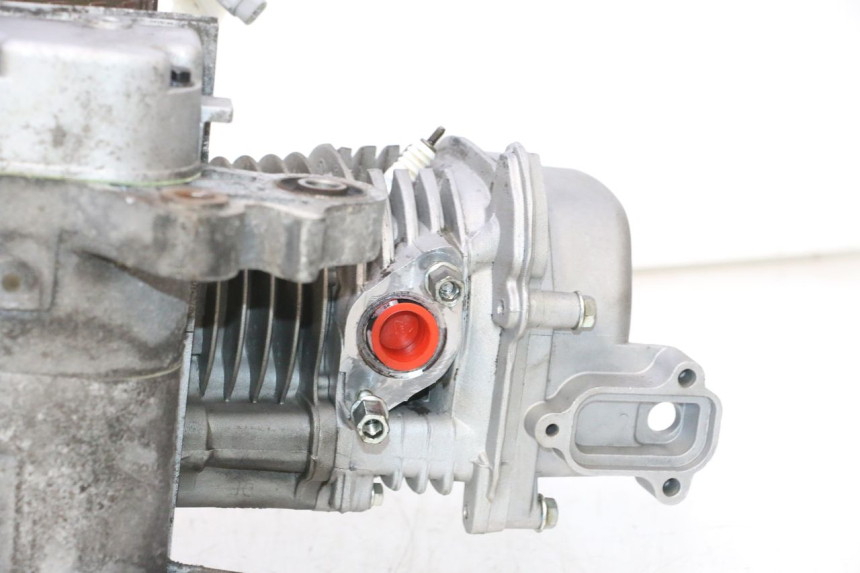 photo de MOTEUR PEUGEOT KISBEE 4T 50 (2018 - 2022) - Vue principale