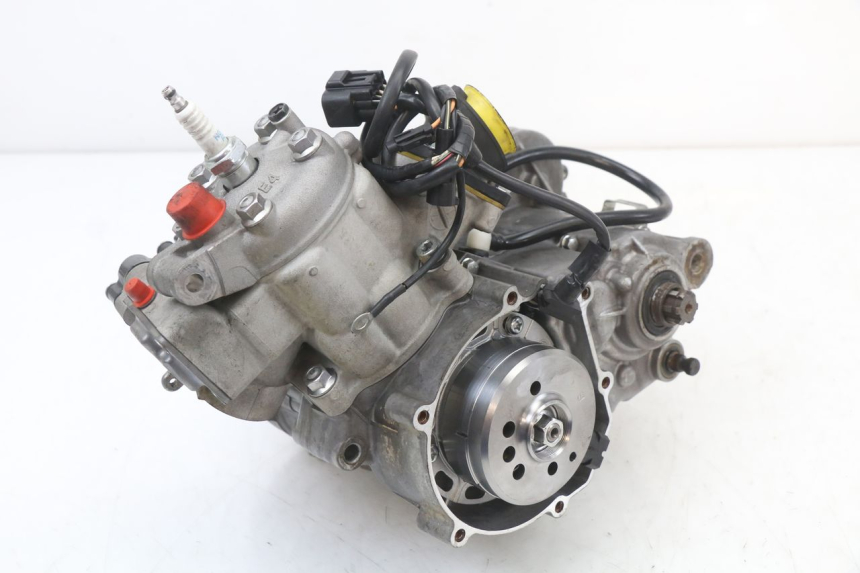 photo de MOTEUR KAWASAKI KX L 85 (2022 - 2024) - Gros plan technique