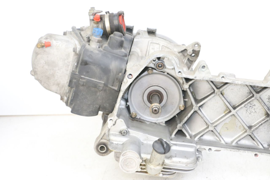 photo de MOTEUR PIAGGIO LIBERTY 4T 50 (2018 - 2021) - Vue rapprochée