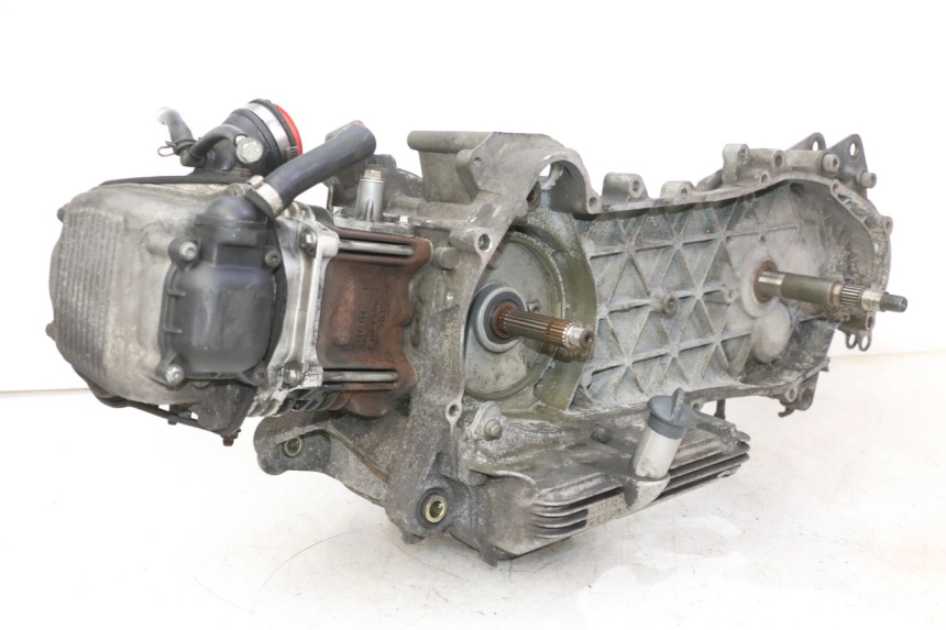 photo de MOTEUR PIAGGIO LIBERTY 125 (1998 - 2008) - Marquages et références