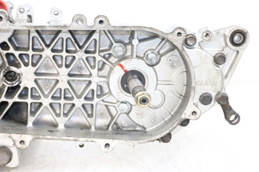 photo de MOTEUR SYM MIO 50 (2005 - 2010) - Zoom composants