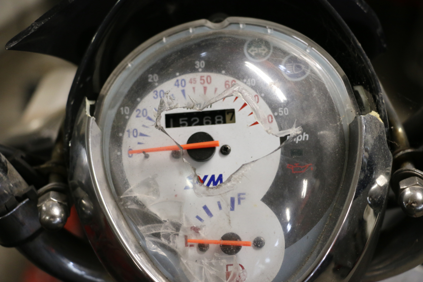 photo de MOTEUR SYM MIO 50 (2005 - 2010) - Vue rapprochée